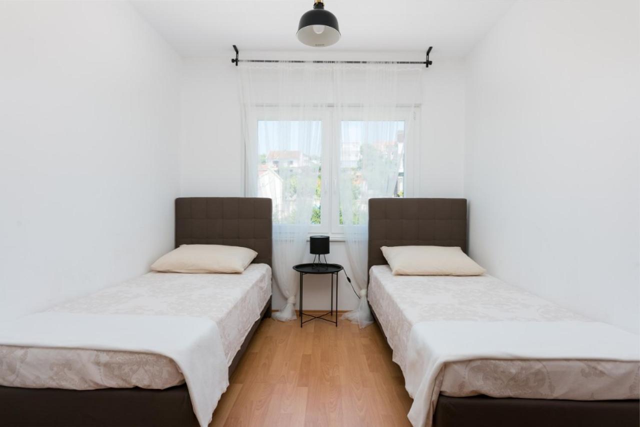Apartman Regius White Trogir Habitación foto