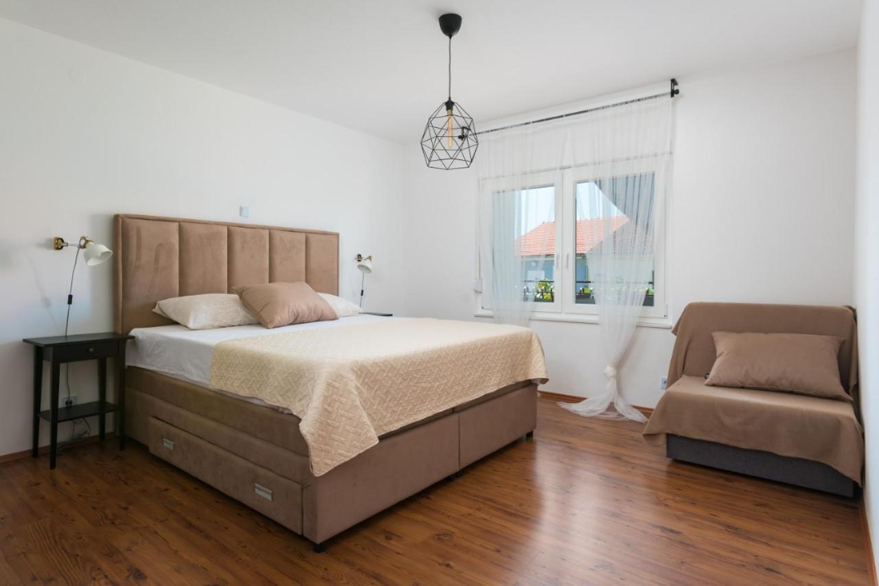 Apartman Regius White Trogir Habitación foto